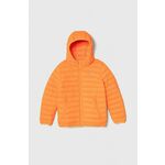 Otroška jakna Guess oranžna barva - oranžna. Otroški jakna iz kolekcije Guess. Delno podložen model, izdelan iz gladke tkanine. Prešiti model s sintetično izolacijo za dodatno udobje pri nižjih temperaturah.
