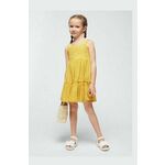 Otroška obleka Mayoral rumena barva - rumena. Otroški obleka iz kolekcije Mayoral. Model izdelan iz enobarvne tkanine. Zaradi vsebnosti poliestra je tkanina bolj odporna na gubanje.