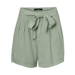 Kratke hlače Vero Moda ženske, zelena barva - zelena. Kratke hlače iz kolekcije Vero Moda. Model izdelan iz tkanine. Lahek material, namenjen za toplejše letne čase.
