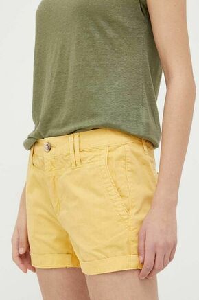 Bombažne kratke hlače Pepe Jeans Balboa rumena barva - rumena. Kratke hlače iz kolekcije Pepe Jeans. Model izdelan iz enobarvnega materiala. Trden material