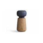 Mlinček za začimbe iz hrastovega lesa s temno modrimi porcelanastmi detajli Kähler Design Hammershoi, višina 13 cm