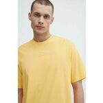 Bombažna kratka majica adidas moška, rumena barva, IR9114 - rumena. Kratka majica iz kolekcije adidas, izdelana iz elastične pletenine. Model iz izjemno udobne bombažne tkanine.