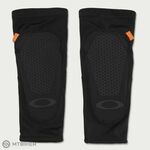Ščitniki Oakley All Mountain D30 Elbow GRD, Blackout (XS)