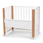 KINDERKRAFT Lesena postelja Koya s funkcijo otroške omarice, vključno z belo žimnico