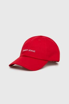 Bombažna bejzbolska kapa Tommy Jeans rdeča barva - rdeča. Kapa s šiltom vrste baseball iz kolekcije Tommy Jeans. Model izdelan iz enobarvne tkanine.