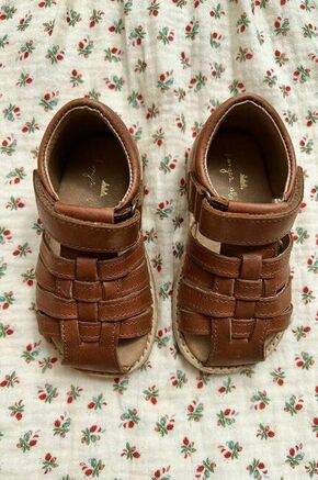 Otroški sandali iz semiša Konges Sløjd rjava barva - rjava. Otroški Sandali iz kolekcije Konges Sløjd. Model izdelan iz iz semiš usnja.