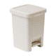 krem kopalniški koš s pedalom Addis Rattan Pedal Bin Calico, 6 l