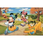 Trefl Puzzle Mickey Mouse: Drsanje v parku 54 kosov