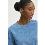 Kratka majica Answear Lab ženski - modra. Kratka majica iz kolekcije Answear Lab, izdelana iz vzorčaste pletenine. Model iz izjemno udobne tkanine z visoko vsebnostjo bombaža.