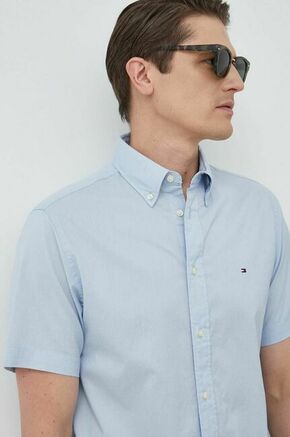 Bombažna srajca Tommy Hilfiger moška - modra. Srajca iz kolekcije Tommy Hilfiger. Model izdelan iz enobarvne tkanine. Ima ovratnik button-down. Nežen material