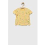 Otroška bombažna kratka majica GAP rumena barva - rumena. Otroške kratka majica iz kolekcije GAP. Model izdelan iz tanke, elastične pletenine. Model iz izjemno udobne bombažne tkanine.