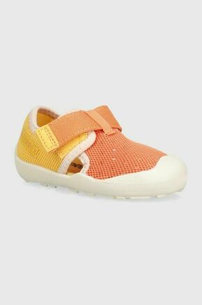Otroški sandali adidas TERREX CAPTAIN TOEY I oranžna barva - oranžna. Otroški sandali iz kolekcije adidas TERREX. Model je izdelan iz tekstilnega materiala. Ultralahek model