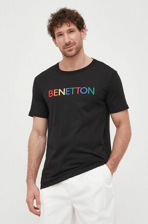 Bombažna kratka majica United Colors of Benetton črna barva - črna. Kratka majica iz kolekcije United Colors of Benetton. Model izdelan iz pletenine s potiskom. Lahek in udoben model