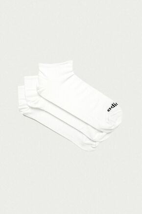 Adidas stopalke (3-pack) - bela. Stopalke iz kolekcije adidas. Model izdelan iz elastičnega