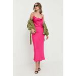 Obleka Guess - roza. Obleka iz kolekcije Guess. Trapez model, izdelan iz vzorčaste tkanine. Lahek material, namenjen za toplejše letne čase.