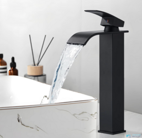 Kopalniška armatura za umivalnik z obliko slapa | Predstavljamo vam elegantna kopalniška pipa EYN 103 (Barva - zaključni sloj: Črna