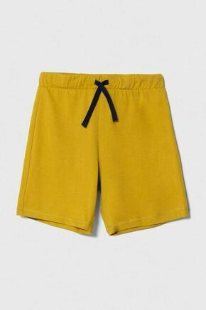 Otroške bombažne kratke hlače United Colors of Benetton rumena barva - rumena. Otroški kratke hlače iz kolekcije United Colors of Benetton