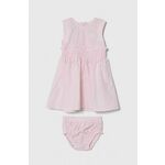Obleka za dojenčka Guess roza barva - roza. Obleka za dojenčke iz kolekcije Guess. Nabran model, izdelan iz vzorčaste tkanine.
