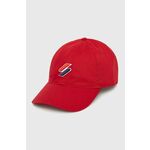 Superdry kapa - rdeča. Baseball kapa iz kolekcije Superdry. Model izdelan iz prijavno gradivo.