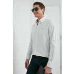 Bombažna srajca Tommy Hilfiger moška, bela barva - bela. Srajca iz kolekcije Tommy Hilfiger. Model izdelan iz vzorčaste tkanine. Ima ovratnik button-down. Nežen material, prijeten na dotik.