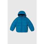 Otroška puhovka Tommy Hilfiger - modra. Otroški jakna iz kolekcije Tommy Hilfiger. Podložen model, izdelan iz prešitega materiala. Model s polnilom iz naravnega puha zagotavlja visoko stopnjo izolacije pred mrazom.