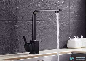 Pipa EYN 0113 za kuhinjo ali kopalnico | Sodobna visoka kuhinjska/kopalniška armatura ostrih linij (Barva: Črna - imitacija črnega kamna)