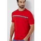 Bombažna kratka majica Tommy Hilfiger moški, rdeča barva - rdeča. Lahkotna kratka majica iz kolekcije Tommy Hilfiger, izdelana iz pletenine, prijetne na otip. Model iz izjemno udobne bombažne tkanine.