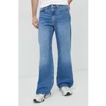 Kavbojke Calvin Klein Jeans 90s moške - modra. Kavbojke iz kolekcije Calvin Klein Jeans v kroju loose, z nizkim pasom. Model izdelan iz spranega denima. Visokokakovosten material, izdelan v skladu z načeli trajnostnega razvoja.