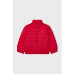 Otroška jakna Mayoral rdeča barva - rdeča. Jakna iz kolekcije Mayoral. Podložen model, izdelan iz gladkega materiala. Model z dvignjenim ovratnikom zagotavlja dodatno zaščito pred mrazom.