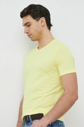 Bombažna kratka majica United Colors of Benetton rumena barva - rumena. Lahkotna kratka majica iz kolekcije United Colors of Benetton. Model izdelan iz tanke