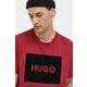 Bombažna kratka majica HUGO moški, bordo barva - bordo. Kratka majica iz kolekcije HUGO, izdelana iz tanke, rahlo elastične pletenine. Model iz izjemno udobne in zračne tkanine je idealen za toplejše letne čase.