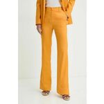 Lanene hlače Marella oranžna barva, 2413131132200 - oranžna. Hlače iz kolekcije Marella izdelane iz rahlo elastičnega materiala, ki zagotavlja udobje in svobodo gibanja. Model iz zračne, zračne tkanine z visoko vsebnostjo lanu.