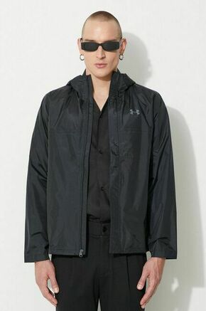 Vodoodporna jakna Under Armour 1374644001 črna barva - črna. Vodoodporna jakna iz kolekcije Under Armour. Nepodložen model