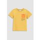 Otroška bombažna kratka majica Coccodrillo rumena barva - rumena. Otroški kratka majica iz kolekcije Coccodrillo. Model izdelan iz pletenine s potiskom.