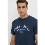 Bombažna kratka majica North Sails moška, mornarsko modra barva, 692988 - mornarsko modra. Kratka majica iz kolekcije North Sails, izdelana iz tanke, elastične pletenine. Model iz zračne bombažne tkanine.