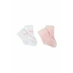 Nogavice za dojenčka Kenzo Kids 2-pack roza barva - roza. Nogavice za dojenčka iz kolekcije Kenzo Kids. Model izdelan iz udobne pletenine.