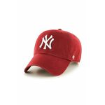 Bombažna bejzbolska kapa 47brand MLB New York Yankees rdeča barva - rdeča. Kapa s šiltom vrste baseball iz kolekcije 47brand. Model izdelan iz materiala z nalepko.