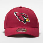 New Era kapa - rdeča. Kapa s šiltom vrste baseball iz kolekcije New Era. Model izdelan iz tkanine z nalepko.