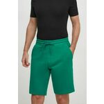 Bombažne kratke hlače United Colors of Benetton zelena barva - zelena. Kratke hlače iz kolekcije United Colors of Benetton. Model izdelan iz prožnega materiala, ki zagotavlja udobje in svobodo gibanja. Model iz zračne bombažne tkanine.