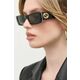 Sončna očala Gucci ženski, črna barva - črna. Sončna očala iz kolekcije Gucci. Model z enobarvnimi stekli in okvirji iz plastike. Ima filter UV 400. Visokokakovosten izdelek, izdelan v Italiji.