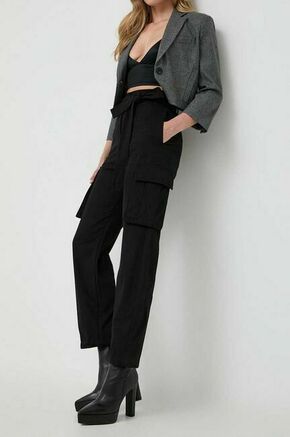 Bombažne hlače Pinko črna barva - črna. Hlače iz kolekcije Pinko. Model izdelan iz enobarvne tkanine. Model iz izjemno udobne bombažne tkanine.
