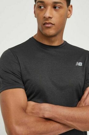 Kratka majica za vadbo New Balance Athletics črna barva - črna. Kratka majica za vadbo iz kolekcije New Balance. Model izdelan iz materiala