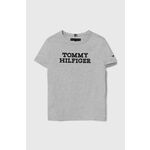 Otroška bombažna kratka majica Tommy Hilfiger siva barva - siva. Otroške lahkotna kratka majica iz kolekcije Tommy Hilfiger, izdelana iz pletenine, prijetne na otip. Model iz izjemno udobne bombažne tkanine.