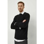Volnen pulover BOSS moški, črna barva - črna. Pulover iz kolekcije BOSS. Model izdelan iz enobarvne pletenine. Deviška volna je lažja od klasične volne. Odlikujejo jo izjemna mehkoba, finost in trpežnost.