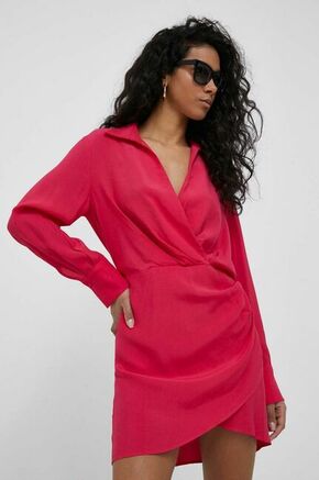 Obleka Sisley roza barva - roza. Obleka iz kolekcije Sisley. Model izdelan iz enobarvnega materiala. Model iz izjemno udobne tkanine z visoko vsebnostjo viskoze.