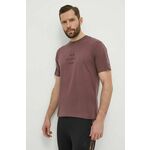 Bombažna kratka majica New Balance moška, vijolična barva, MT41519LIE - vijolična. Lahkotna kratka majica iz kolekcije New Balance, izdelana iz pletenine, prijetne na otip. Model iz izjemno udobne bombažne tkanine.