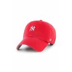 Bombažna bejzbolska kapa 47 brand MLB New York Yankees rdeča barva, B-BSRNR17GWS-RDA - rdeča. Kapa s šiltom vrste baseball iz kolekcije 47 brand. Model izdelan iz pletenine z nalepko.