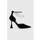 Visoke pete iz semiša Karl Lagerfeld DEBUT II črna barva, KL32014 - črna. Salonarji iz kolekcije Karl Lagerfeld. Model izdelan iz semiš usnja. Model s togo peto, ki stabilizira peto in drži nogo v čevlju, da med gibanjem ne zdrsne ven.