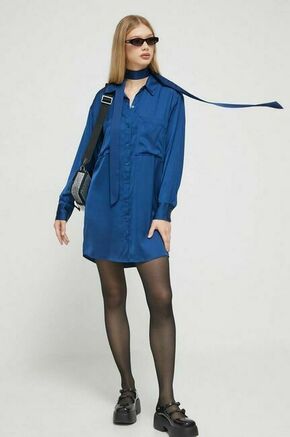 Obleka Abercrombie &amp; Fitch - modra. Obleka iz kolekcije Abercrombie &amp; Fitch. Model izdelan iz enobarvne tkanine. Zaradi vsebnosti poliestra je tkanina bolj odporna na gubanje.