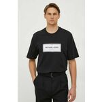 Bombažna kratka majica Michael Kors moški, črna barva - črna. Kratka majica iz kolekcije Michael Kors, izdelana iz pletenine z nalepko. Model iz izjemno udobne bombažne tkanine.